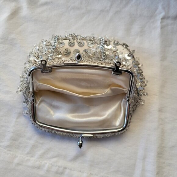 Vintage Glittery Silver Sequins Beaded Satin Evening Purse Clutch - Picture 5 of 8